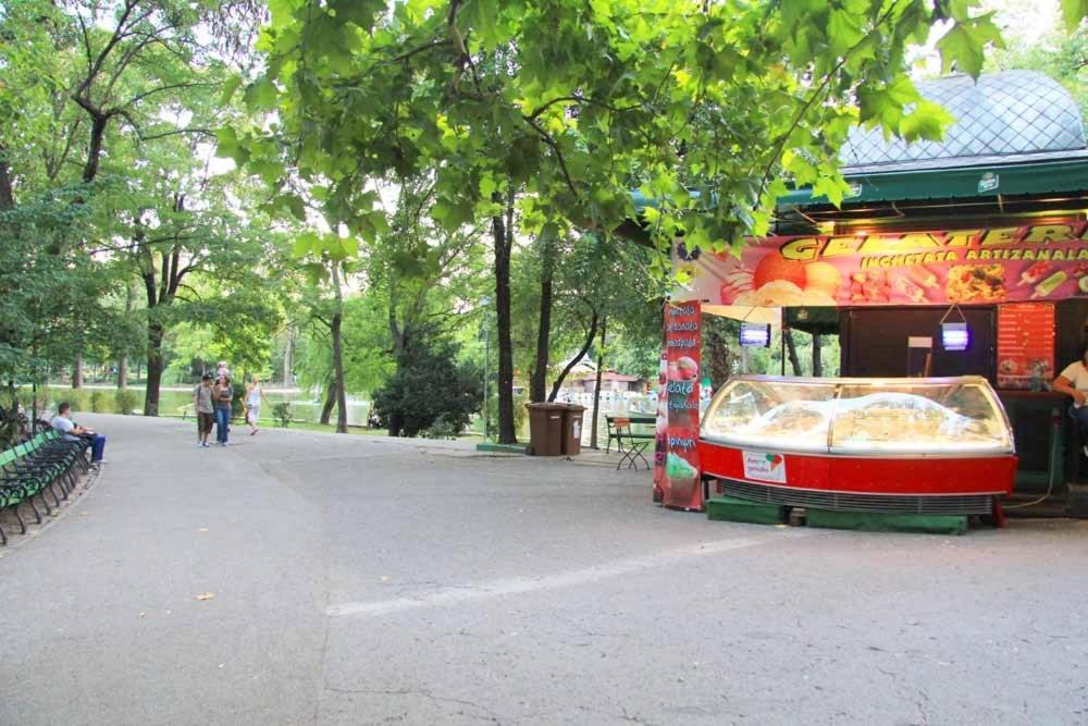 Central Park Bucarest Camera foto